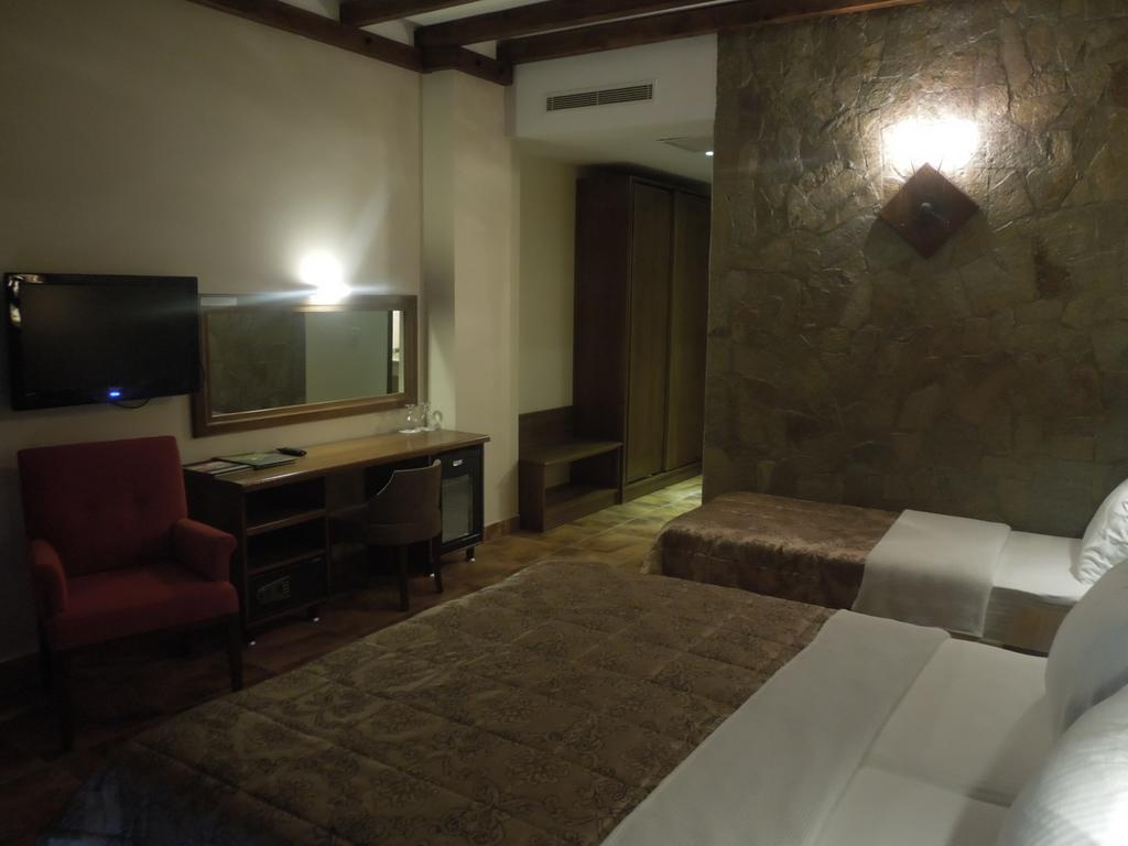 Masi Hotel İmroz Cameră foto